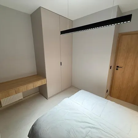 Luxury Terrace Center