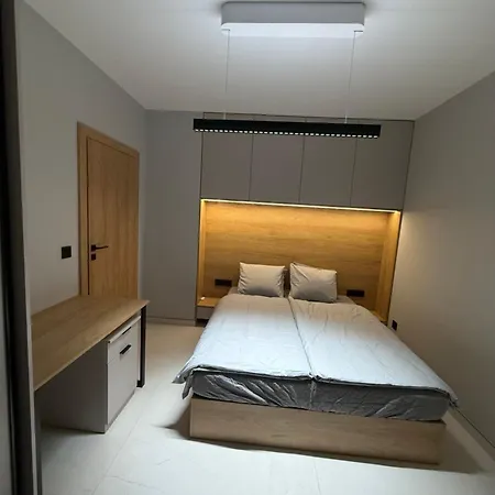 Luxury Terrace Center Апартаменты