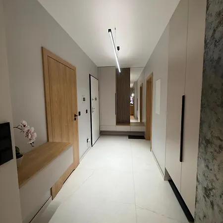 Luxury Terrace Center Апартаменты *